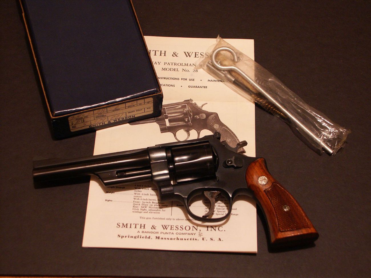 Revolver Smith & Wesson 28-2