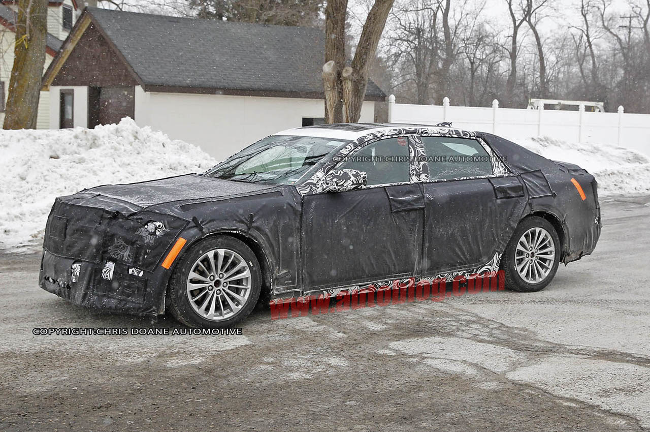 Zamaskovaný prototyp CT6
